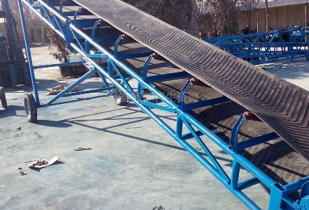 二手皮帶輸送機出現斷帶怎么辦？