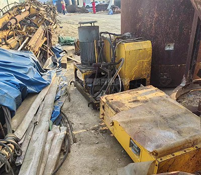 傘形鉆機(jī)操作規(guī)程